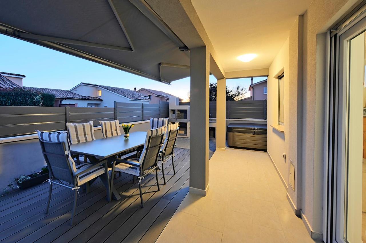 Casa Tara Three-bedroom Prázdninový dům Pula